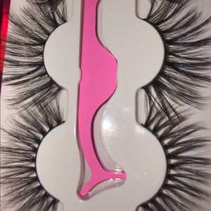 Lashes